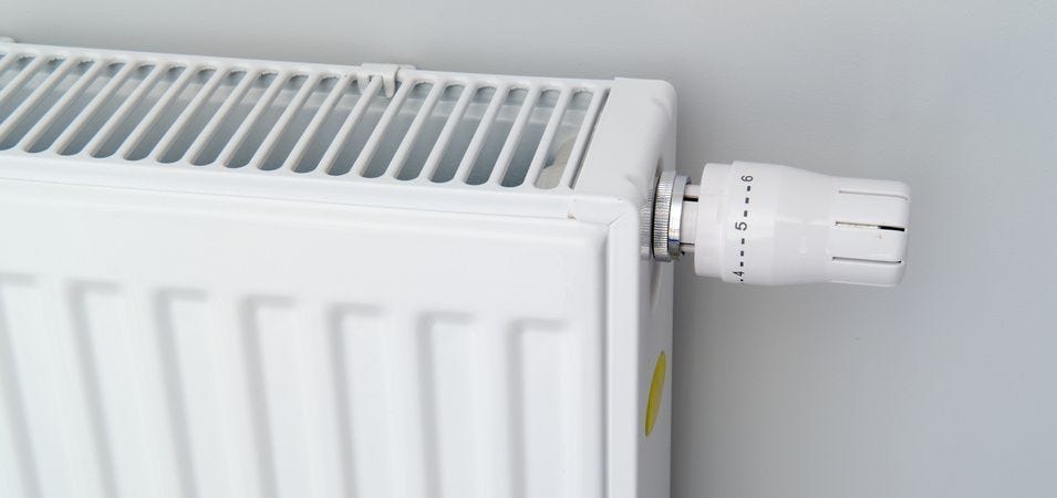 How does a radiator valve work?