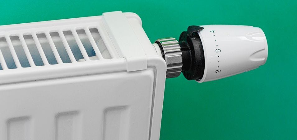 Should radiator valves be fully open?