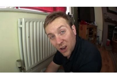 VIDEO - How to change a thermostatic radiator valve