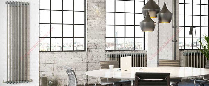 Lacquered metal classic column radiators
