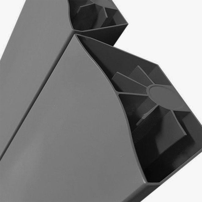 DQ Ruvo Radiator in anthracite. Made from 100% recycled aluminium and low water content.